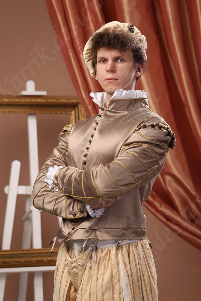 16th century men's doublet beige color
